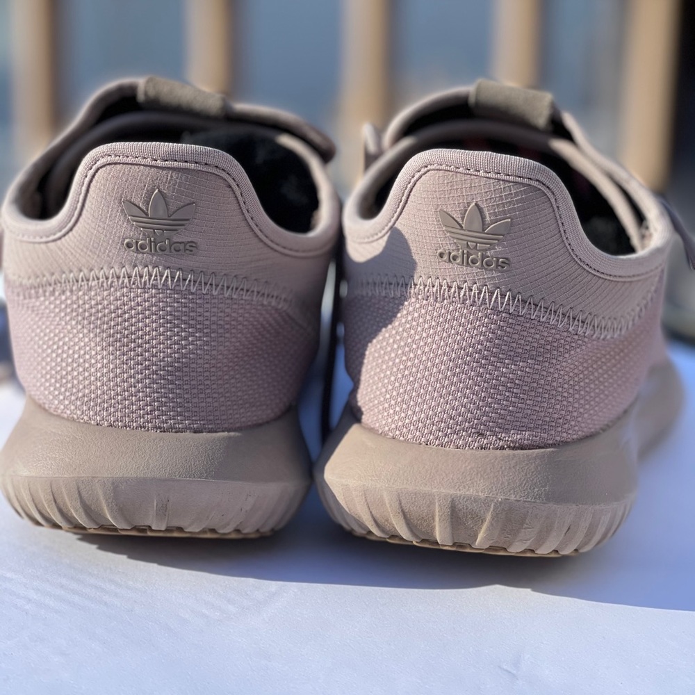 Adidas sneakers - Picture 3 of 7